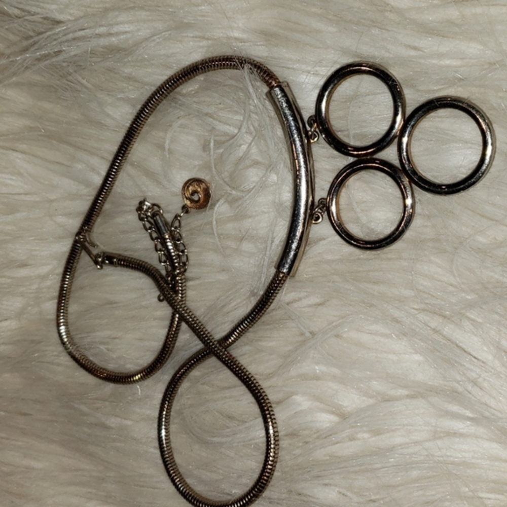 LISNER Vintage Triple‎ Circle Pendant Snake Chain Necklace